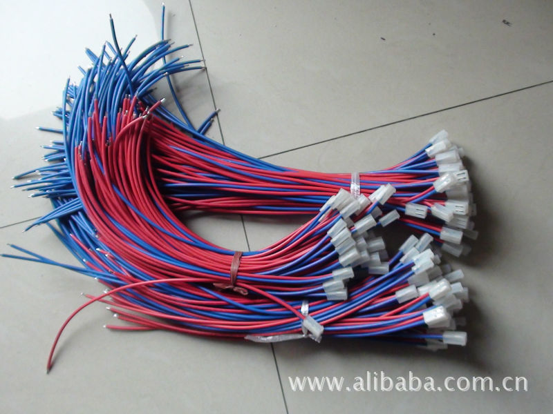 连接器行业动态：推动技术革新与应用拓展